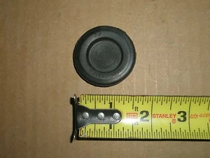 Toyota Pickup Truck Tacoma T100 4Runner CAB FLOOR DRAIN PLUG RUBBER COVER 79-04 - Bild 1 von 2