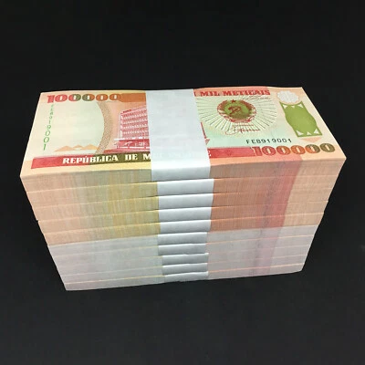 MOZAMBIQUE 100,000 100000 Meticais X 1000 PCS 1993 P-139 Brick UNC Uncirculated - Image 1 of 3