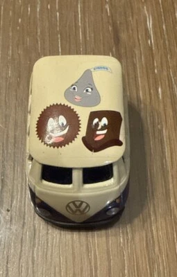VW Volkswagen T1 Bus Hershey Chocolate World Diecast Pullback Toy Reeses Kisses - Image 1 of 4
