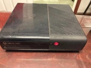 XBOX 360 E Black Console Only Model 1538 - For Parts or Repair - Picture 1 of 6
