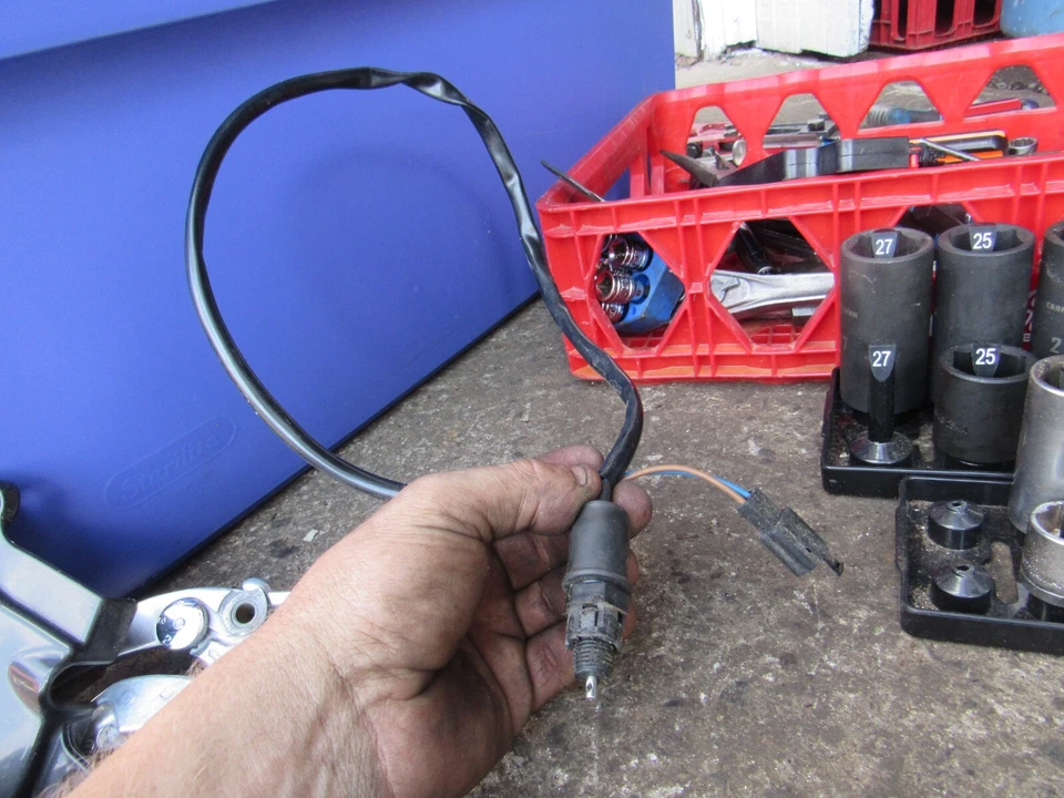 Interruptor de freno trasero Kawasaki VN1600 2007 Vulcan Nomad Foto 1 de 1