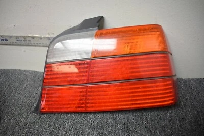 1999 BMW 328I RIGHT SIDE TAIL LIGHT FACTORY OEM - Image 1 of 4