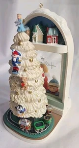 2008 Hallmark QMP4003 "The Little Window Shoppers" Repaint, signed Ornament - Bild 1 von 16