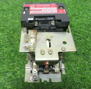 Square D 8903SP02 Lighting Contactor 120/110 V Coil 60 Amperes - Picture 1 of 5