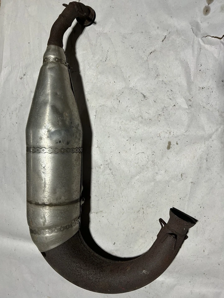 Tubo de cámara de expansión de escape Arctic Cat Z 440 Sno Pro 2001-2003 0712-711 Foto 1 de 4