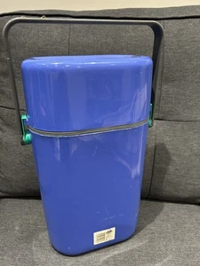 Vintage Decor 1970/80s 2 Bottle Carry Portable BYOB Wine Cooler blue Cream(b8) - Picture 1 of 14