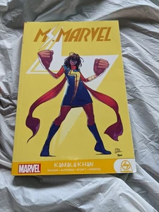 Ms. Marvel: Kamala Khan Paperback G. Willow Wilson - Imagen 1 de 13