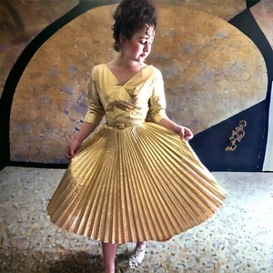 Vintage Dress 1940's Gold Lame Justin McCarthy Designer Size 6 Sunray Pleats - Picture 1 of 8