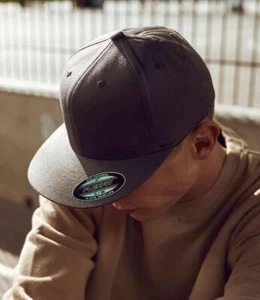 Gorra visera plana PENCARRIE Flexfit F6277FV - Imagen 1 de 3