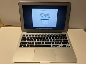 Apple MacBook Air A1465 11.6" Laptop MD711LL/A Core i5 1.3GHz 4GB 128GB SSD Nice - Picture 1 of 6