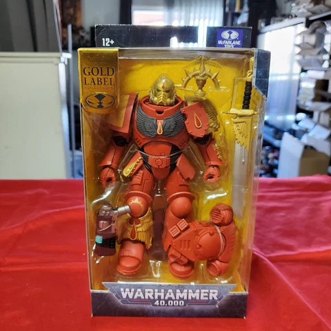 *NEW* McFarlane Warhammer 4000 Blood Angels Primaris Lieutenant Gold Label Cover