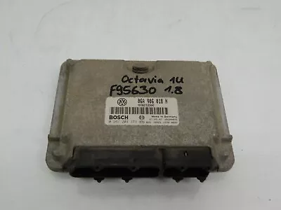 Skoda Octavia 1U 1.8 92KW Centralina Motore 06A906018H Bosch 0261204373 F95630 - Immagine 1 di 4