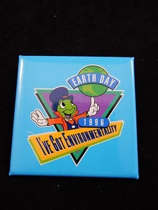 Disney Earth Day 1996 Jiminy Cricket Pin Button  - Picture 1 of 2