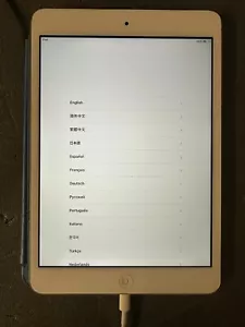Apple iPad Mini 2nd Gen White 16GB Wi-Fi - Picture 1 of 4