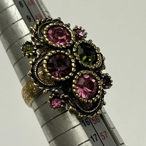 Anillo Sarah Cov Luces Austriacas Púrpura Verde Rosa Cristal Talla 6.5 Ajustable Tono Dorado - Imagen 1 de 6