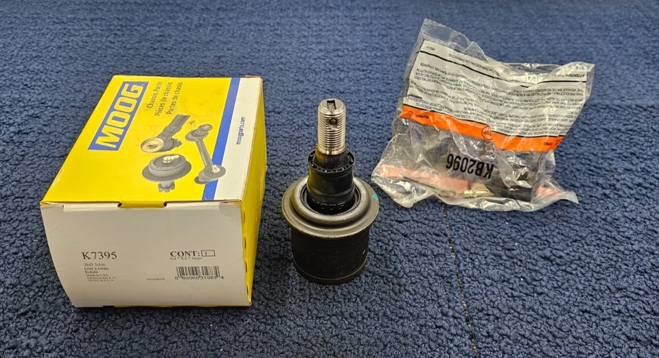 Junta esférica inferior dianteira Moog K7395 para 2000-2004 Dodge Dakota, 2000-2003 Durango - Imagem 1 de 4