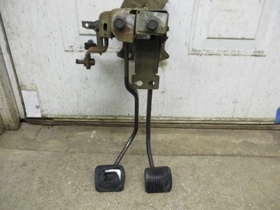1991-1996 Jeep Cherokee XJ Comanche MJ Clutch Brake Pedal Assembly OEM - Image 1 of 4