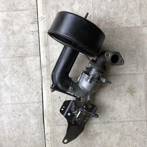 Briggs & Stratton 7 HP Engine Carburetor with Manifold - Model 170432. (E1/65) - Picture 1 of 8