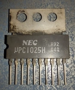 NEC UPC1025H 4,8 Watt Audio Verstärker IC/NOS/10 Pin SIP Paket - Bild 1 von 3