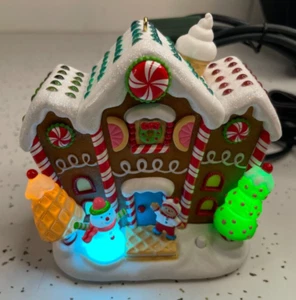 Hallmark Keepsake 2017 Merriest House In Town Light & Sound MAGIC CORD Ornament - Picture 1 of 7