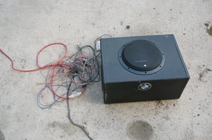 Rockford Fosgate P300-10 10" Subwoofer Enclosure Amplifier + Assorted Wiring - Picture 1 of 7