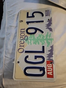 OREGON LICENSE PLATE PINE TREE🌲 PURPLE MOUNTAINS QGL 915  - Picture 1 of 2