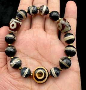 Vintage Tibetan Luk Mik Goat Eye Agate Stone Decorated Beads bracelet - Picture 1 of 10