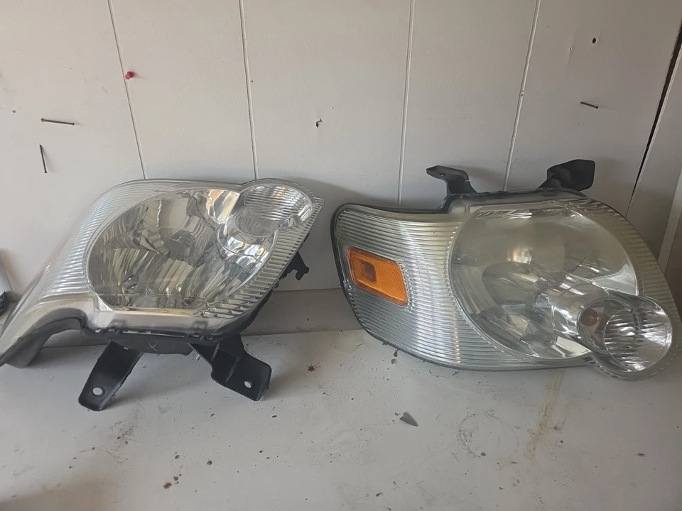 Juego de faros izquierdo+derecho Ford Explorer 2006 2007 2008 2009 2010 OEM P9621 DW Foto 1 de 2