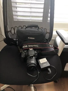 Cannon Digital EOS 700D Camera - Picture 1 of 6