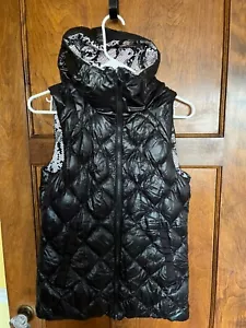 Gilet reversibile Lululemon nero ziggy serpente burro rosa soffice piumino d'oca 6 - Foto 1 di 12