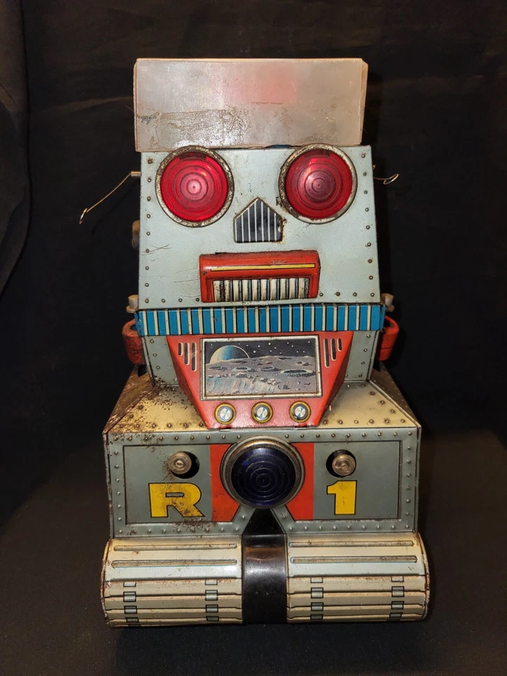 VINTAGE OLD TANK SHAPE BATTERY-OPERATED TIN TOY ROBOT R 1 NAMURA JAPAN RARE 1960 - Image 1 of 4