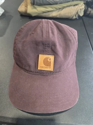 Gorra de béisbol Carhartt borgoña con parche marrón logotipo ajustable Foto 1 de 4