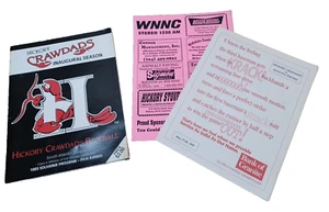 Hickory Crawdads Temporada Inaugural 1993 Primera Edición Programa de Souvenir Medias Blancas - Imagen 1 de 17