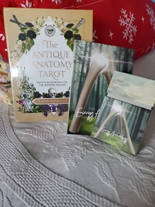 Antico kit tarocchi anatomici Goodchild BN e mazzo archeologia energetica/libro PB Stinson - Foto 1 di 9