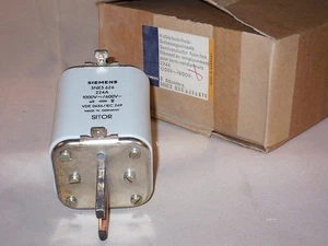 SIEMENS 3NE3626 Sitor Fuse 224A, 1000VAC (NIB) - Picture 1 of 3