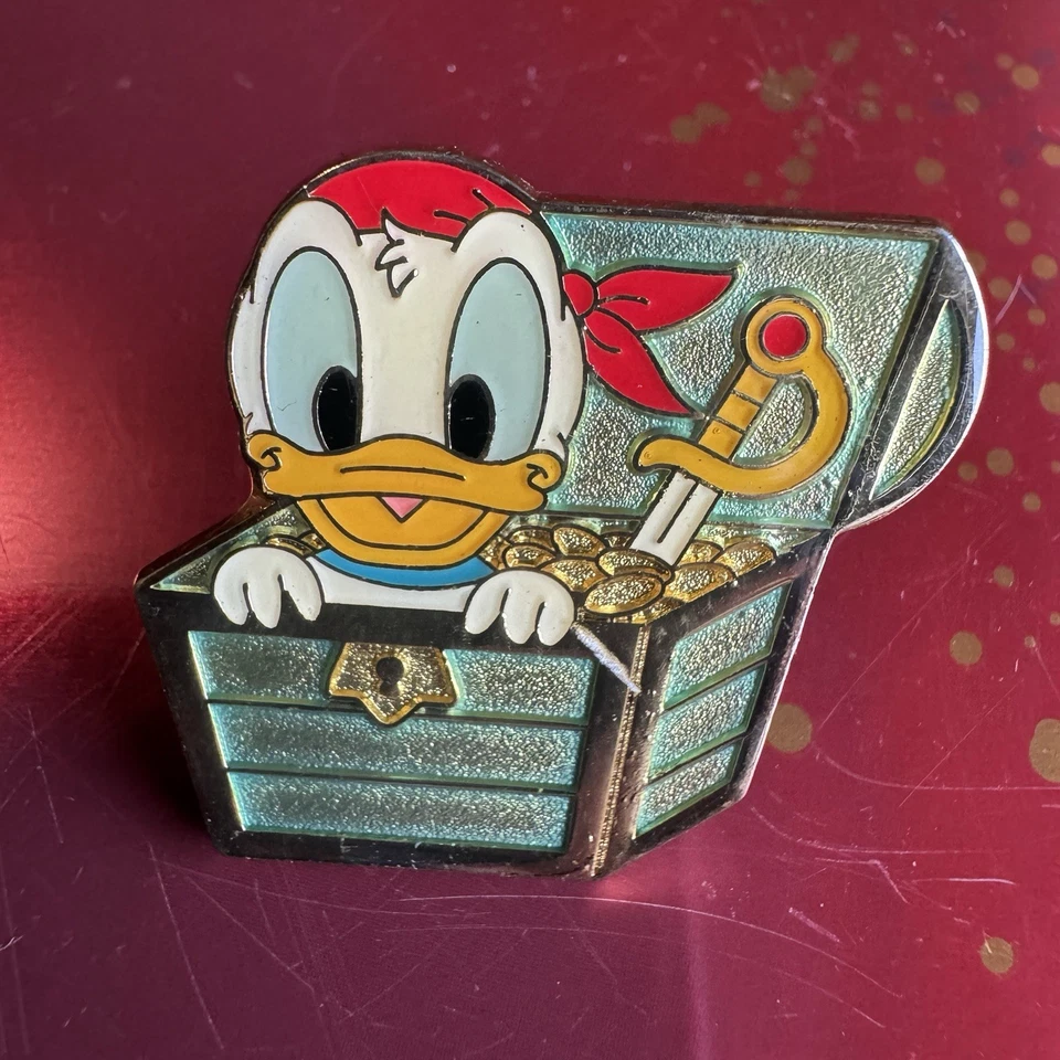 东京迪士尼海唐老鸭侄子宝箱收藏品胸针翻领  — 第 1/1 张图片