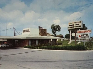 1970er Ambassador Motel Manchester TN lange Postkarte Pool Zimmer Vintage - Bild 1 von 4