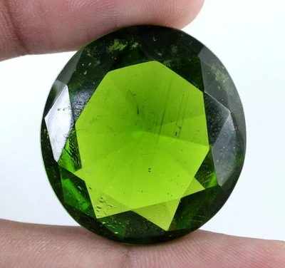 Loser Edelstein 55.05 Karat Brasilianischer Oval Olivgrün Peridot AGI Certified - Bild 1 von 4
