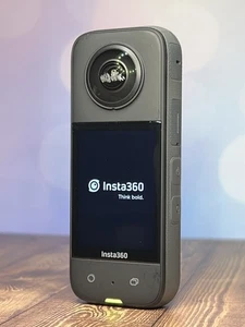 Insta360 X3 - 5.7K 360° Video 72MP 360° Photo 10m Waterproof Touchscreen - READ! - Picture 1 of 19