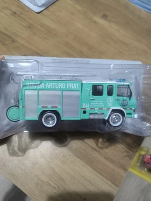 Die cast camion BERLIET 770 KB6 1974 ARTURO PRAT CHILE FIRE/POMPIERS 1:43 - Immagine 1 di 2