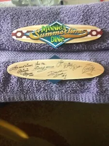 Disney Signed Summertime Dine Card. - Picture 1 of 1
