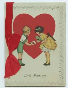 LOVE'S MESSENGER Vintage Valentines Card - Picture 1 of 3