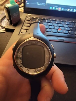 Ladies Polar F6 Black Training Heart Rate Digital Watch NEEDS BATTERY - Image 1 of 2