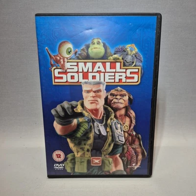 SMALL SOLDIERS - KIRSTEN DUNST, GREGORY SMITH - REG 2 & 4 PAL DVD - Image 1 of 4