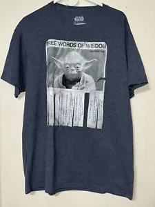 Star Wars Yoda T-Shirt Uomo Grande Erica Blu Manica Corta Parole di Saggezza Gratis - Foto 1 di 4