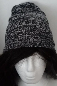 Nadco Space Dye Strick Dutt/Pferdeschwanz dehnbare Beanie/Totenkopf Mütze/Mütze schwarz & weiß - Bild 1 von 3