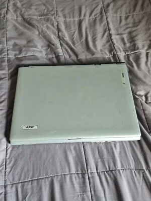 Acer Aspire 5000 (ZL5) / For Parts - Image 1 of 3