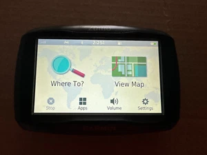 Garmin Zumo 595LM Motorcycle GPS Navigator - Picture 1 of 13
