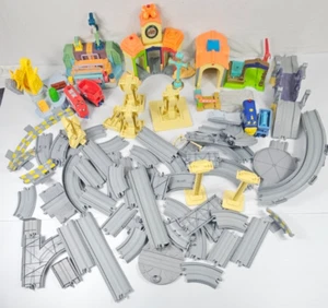 Trenes ferroviarios interactivos de plástico Chuggington vías y artículos especiales - Imagen 1 de 23