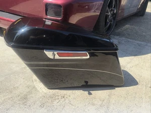 Harley Davidson Left Pannier Black Road Glide Etc 2000 All working No Damage - Picture 1 of 24